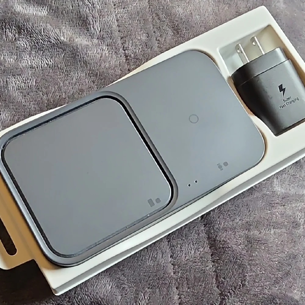Wireless Charging Pad with Adapter